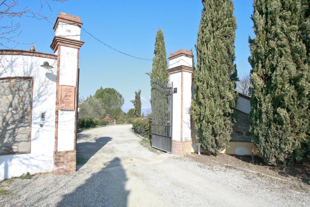 Casa Vacanze Borgo Dei Medici Hostal Cerreto Guidi Exterior foto