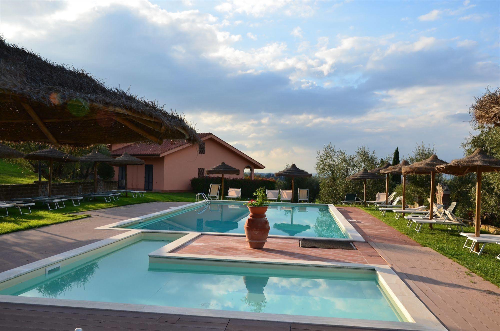 Casa Vacanze Borgo Dei Medici Hostal Cerreto Guidi Exterior foto