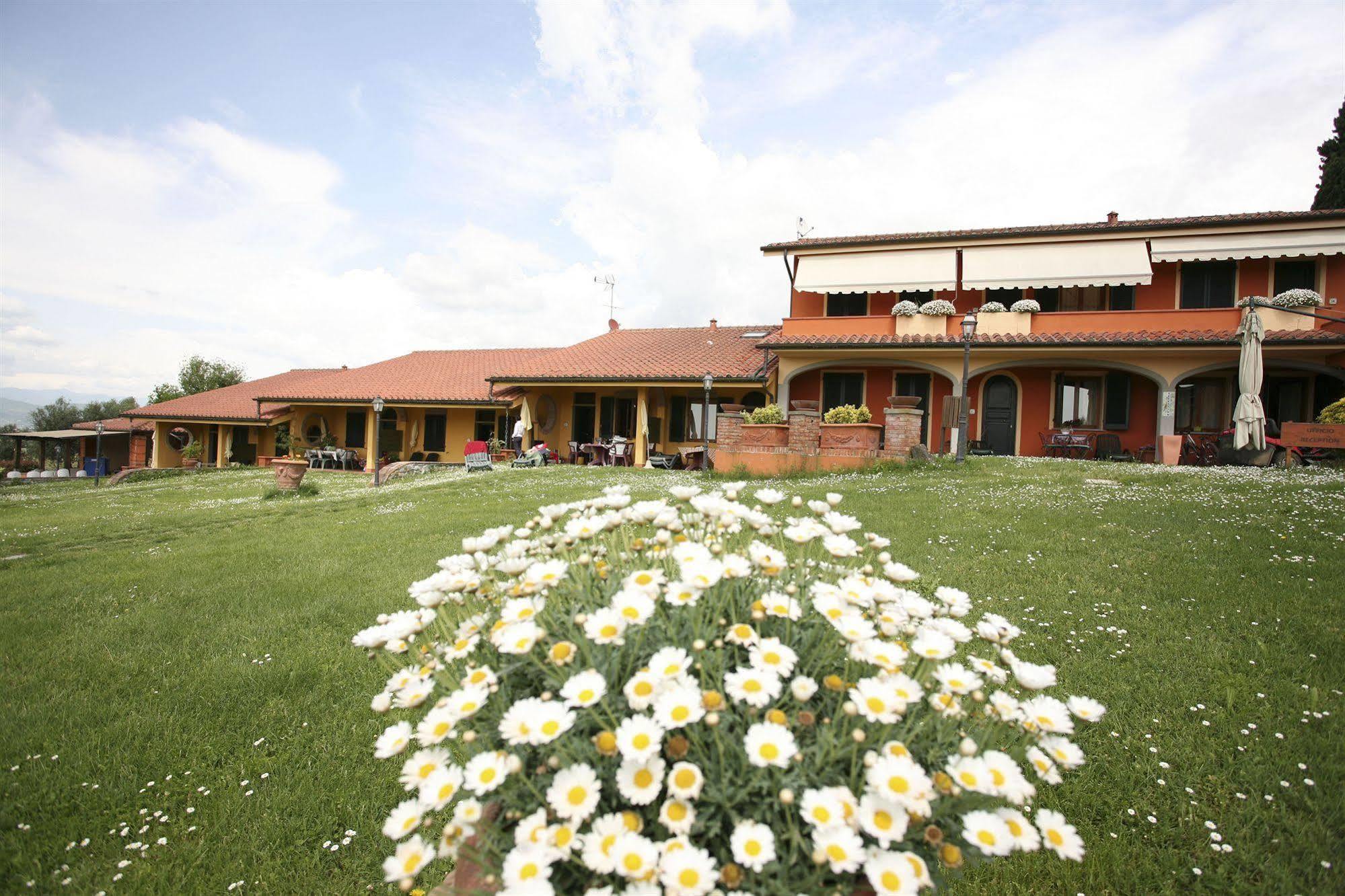 Casa Vacanze Borgo Dei Medici Hostal Cerreto Guidi Exterior foto