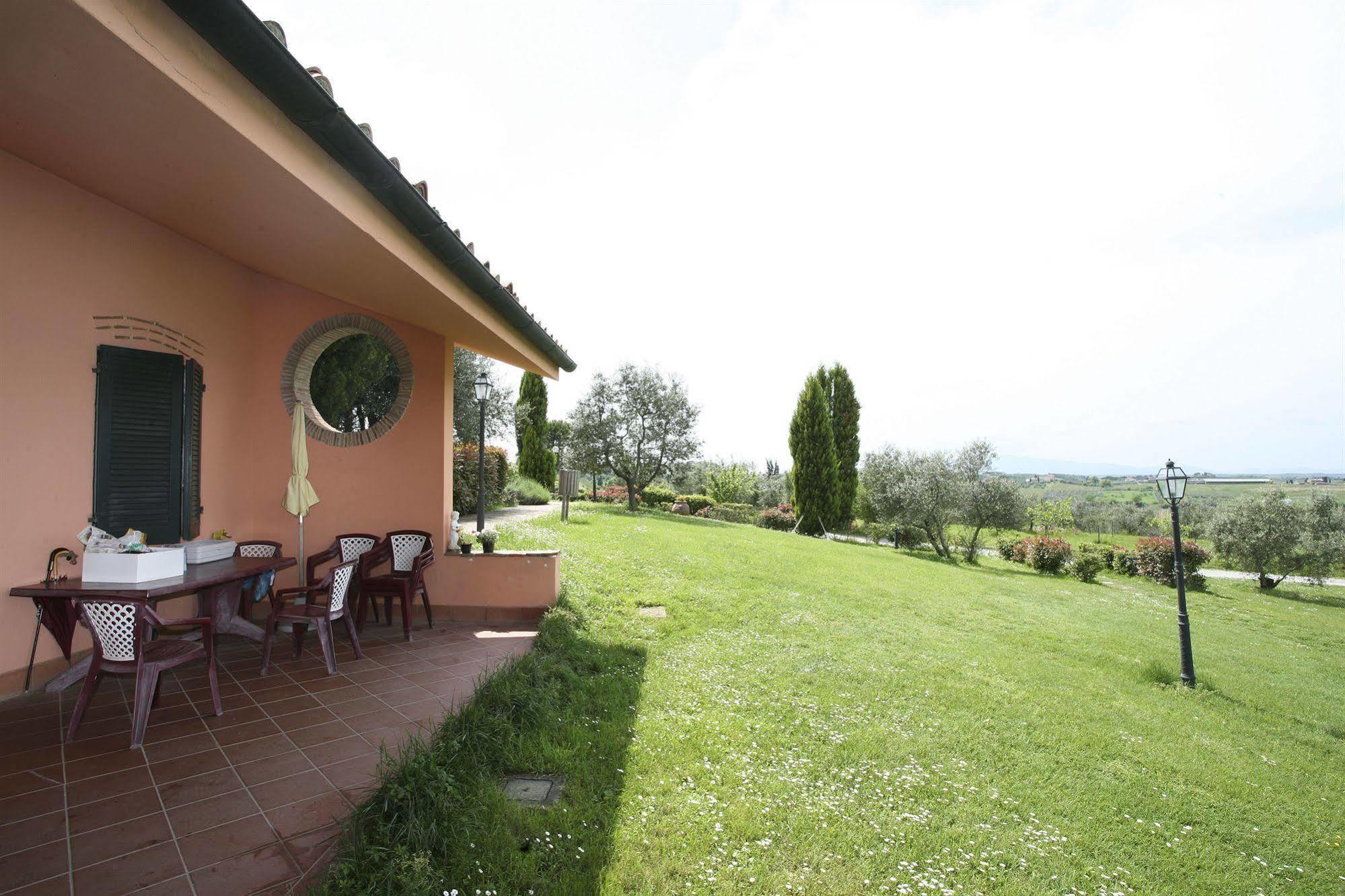 Casa Vacanze Borgo Dei Medici Hostal Cerreto Guidi Exterior foto