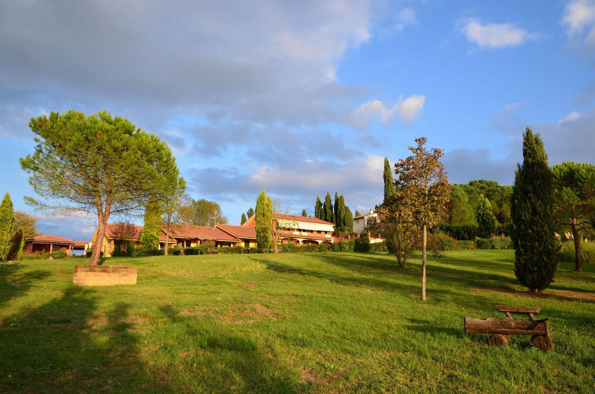 Casa Vacanze Borgo Dei Medici Hostal Cerreto Guidi Exterior foto